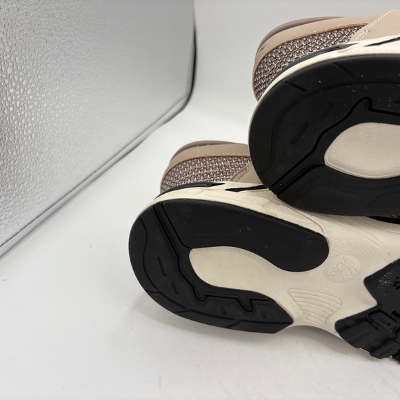 Zeba Mens Size 9 Wide Hands Free Beige Comfort Walking Slip On Shoes - Picture 12 of 12